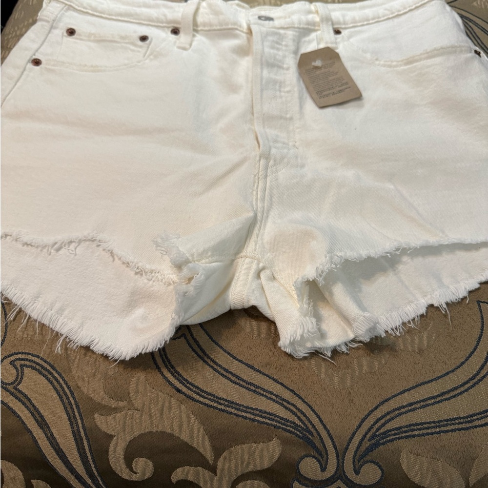 Levi’s Women's White Denim Shorts